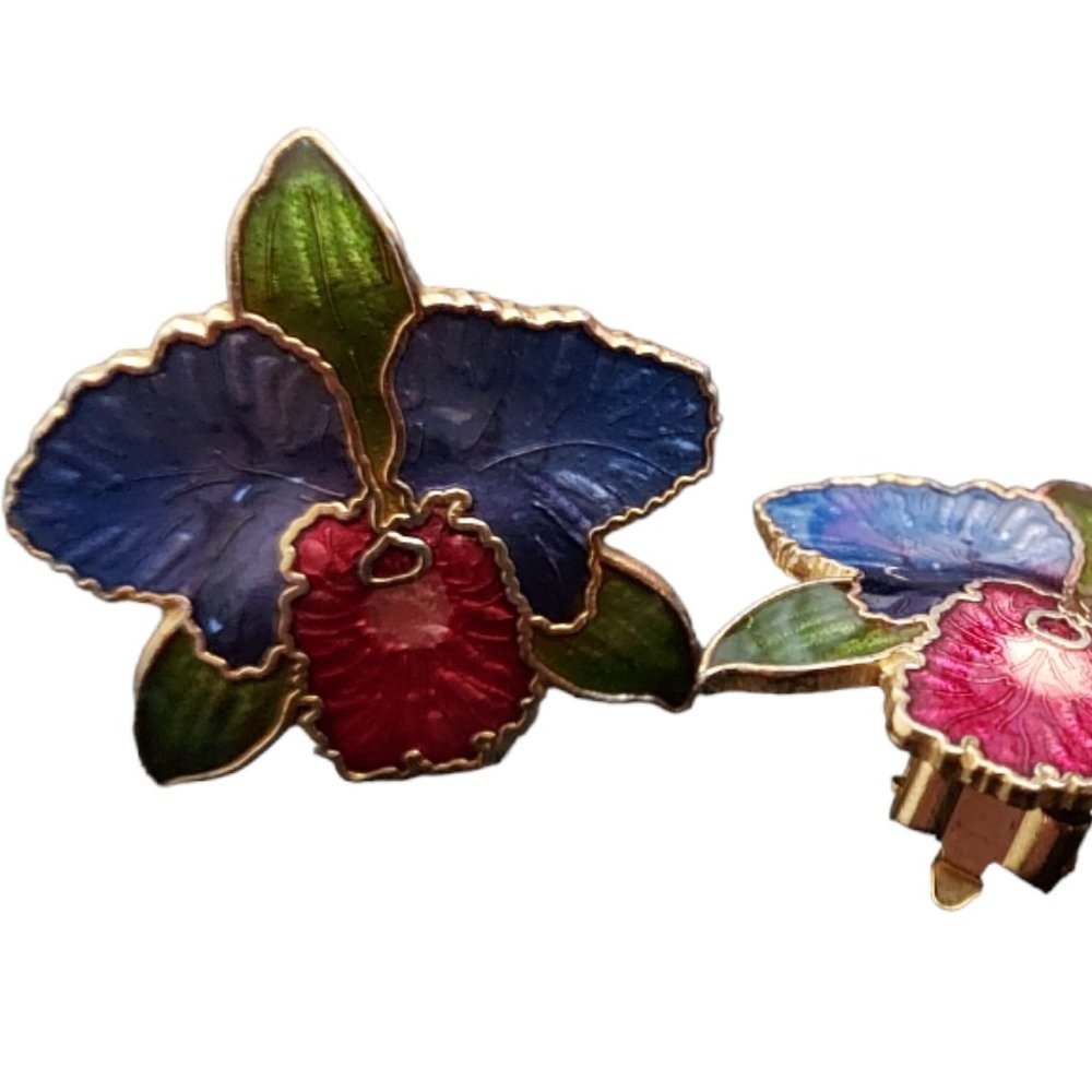 Floral, cloisonne earrings. Clip on.